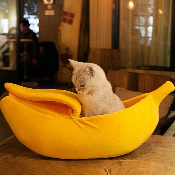 Banana Cave Pets Bed - SlickDecor.com